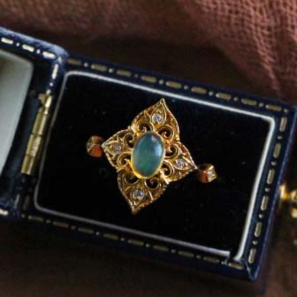 Gold Vermeil Genuine Opal Stone Vintage Ring for her Natural Opal Gemstone Ring - Picture 2 of 7